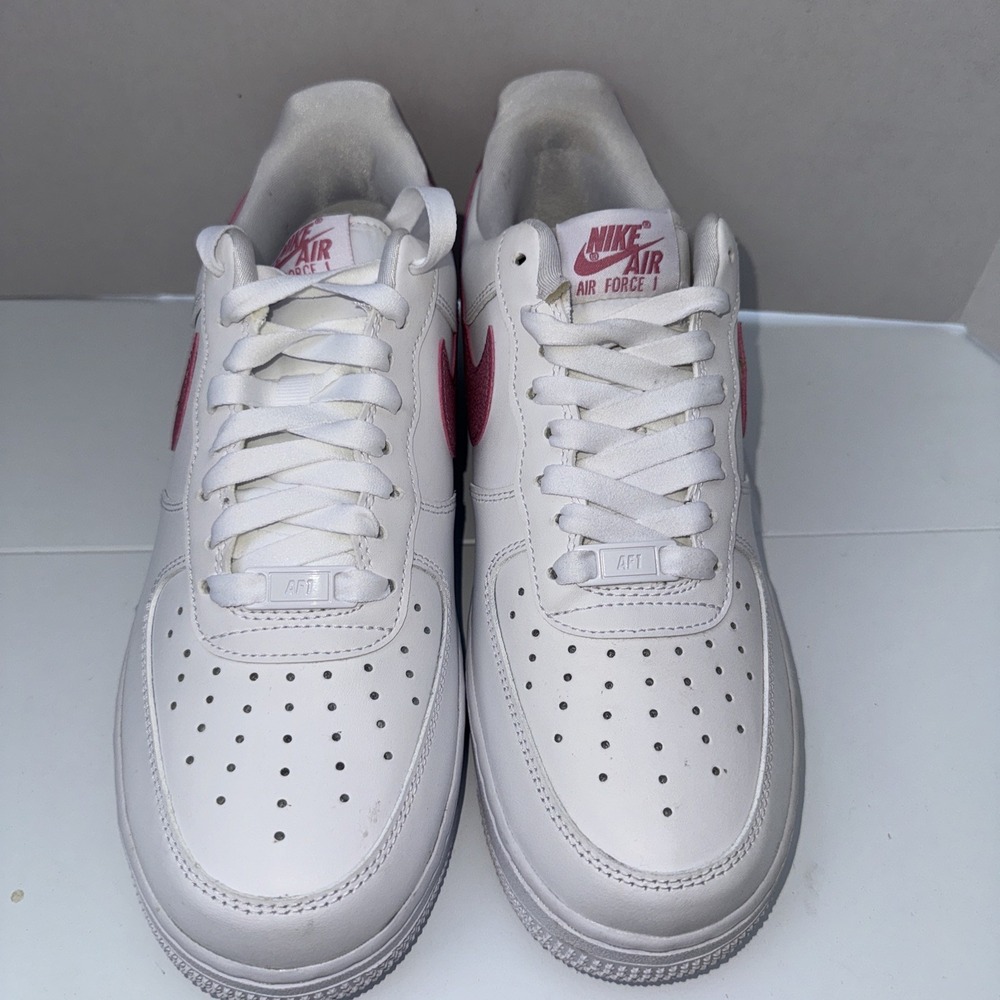 Nike Air Force 1 07 Women Size 10 White Desert Berry Pink DQ7569-101‎ Sneakers